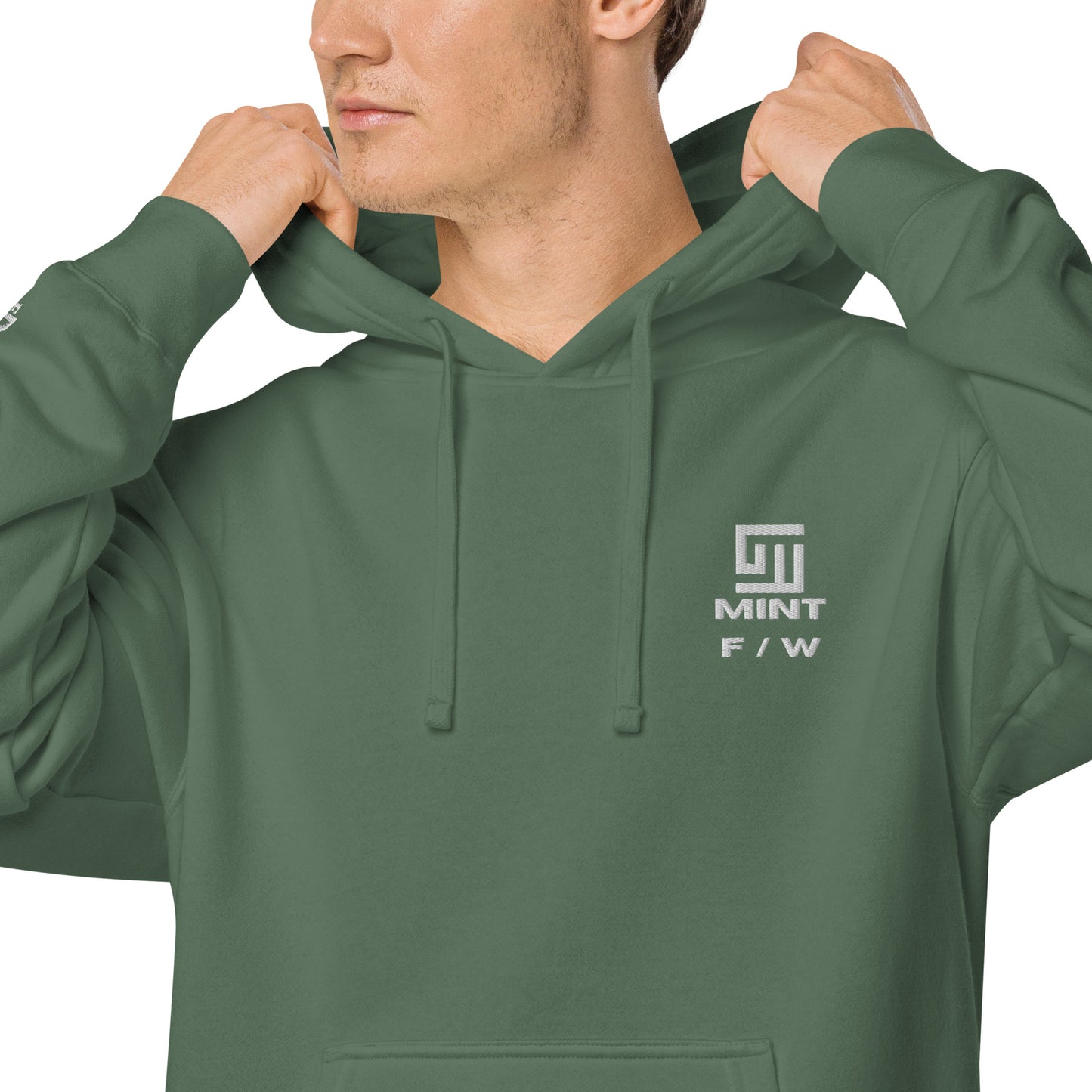 Mint Pigment-dyed Embroidery Labyrinth Logo hoodie